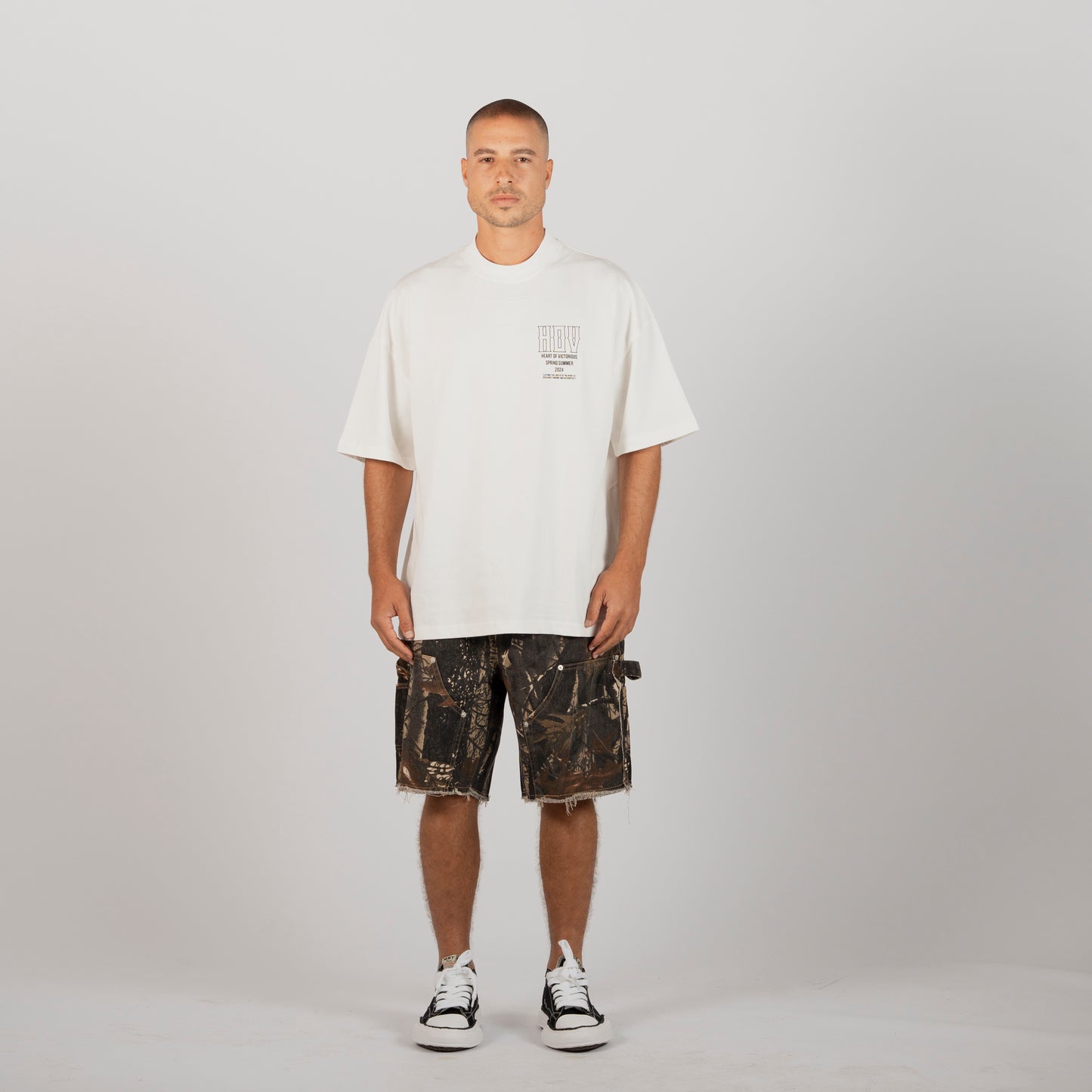 Camo tree carpenter shorts